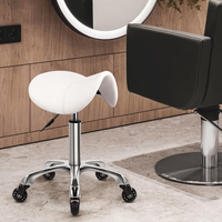 Chaise de bureau ergonomique pivotante à roulettes pour espace de travail créatif