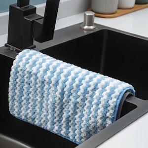 Nuovo <span class=keywords><strong>Tappetino</strong></span> <span class=keywords><strong>Multiuso</strong></span> in Plastica per Asciugatura e Drenaggio, Filtro per Lavello da Cucina, Rete <span class=keywords><strong>Antiscivolo</strong></span> e Termoisolante, Design Moderno - Product Image 2