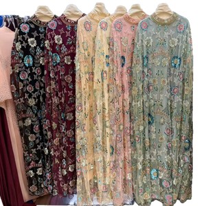 Robe Kaftan de Luxe Brodé de Paillettes Florales Personnalisée OEM ODM, Abaya Modeste Musulmane pour Mariage, Fournisseur en Gros - Product Image 5