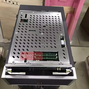 02314ESL CR8P8KHALXCC Unité de traitement de ligne intégrée 10 ports 100GBase-QSFP28 LCM, Pack de configuration de base pour Routeur NetEngine 8000NE8000 - Product Image 3