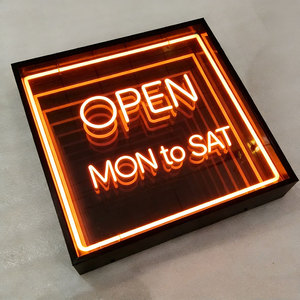 Letrero LED 3D con efecto de espejo infinito multicolor, Letrero de letras de canal RGB con efecto de espejo infinito, Letrero de letras de canal artísticas, Letrero LED 3D - Product Image 1