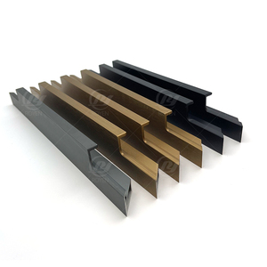Cadre en <span class=keywords><strong>aluminium</strong></span> pour portes coulissantes de placard, finition anodisée mate, design personnalisé, <span class=keywords><strong>menuiserie</strong></span> intérieure de villa de luxe - Product Image 1