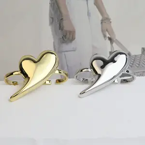 Unique Golden Big Heart Rings Fashion Exaggeration Cute Peach Heart Party Jewellery Non-Fading Gold Plated Ring Brass