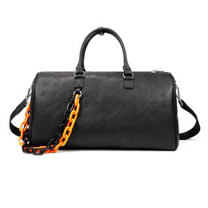 Factory Customized Wholesale Large Capacity Portable PU Leather zippered travel <b>bags</b> men's travel shoulder <b>bags</b> - Product Image 1