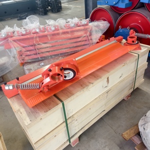 Op Maat Gemaakte Ontwerp Fabriek Polyurethaan Of Gelegeerd Materiaal Bladkop Met Slijtvastheid En Anti-Corrosie Transportband Reiniger - Product Image 3