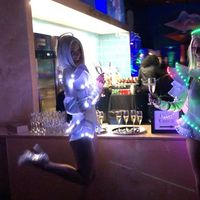 Costume LED pour femmes adultes pour bar, boîte de nuit, fête, spectacle sur scène, combinaison LED lumineuse en polyester/rayonne
