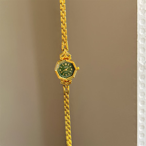 <span class=keywords><strong>Montre</strong></span> pour femme N&S plaquée or 18 carats, minimaliste, en alliage d'or délicat, luxe léger, mode étudiante - Product Image 4