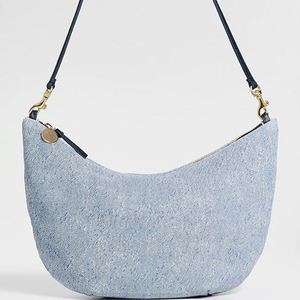 กระเป๋าถือผู้หญิงลายโลโก้สีฟ้าอ่อน รุ่น Lady Lune แบบสะพายไหล่เดียว มีซิป แฟชั่นคลาสสิก ใช้ได้ทุกฤดู ทั้งฤดูร้อน ฤดูหนาว ฤดูใบไม้ร่วง - Product Image 1