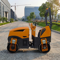 Mini-compacteur routier vibrant hydraulique à conducteur embarqué de 1 tonne à haute efficacité pour la construction routière