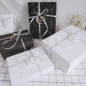 Gelişmiş anlamda niş siyah beyaz pijama erkekler kadınlar için geri dönüşümlü malzeme doğum günü hediyesi kutu boş kağıt kutuları sünger astar için - Product Image 1
