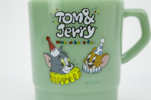 Bán buôn trực tiếp từ nhà máy Ly nhựa 300ML in logo tùy chỉnh, chất liệu thực phẩm, dùng được cho cà phê, nước, có tay cầm - Product Image 4