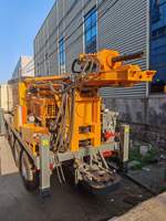 Camion de forage de puits d'eau de 200 m, foreuse de puits sur châssis de camion, machine de forage de puits d'eau minière haute efficacité