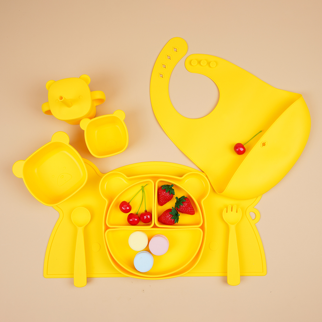 Vaisselle en silicone en forme d'ours (ensemble de 9 pièces), jaune vif