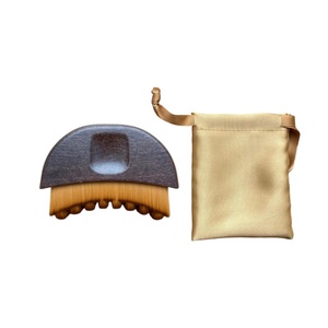 Peigne <span class=keywords><strong>de</strong></span> massage en bois massif foncé, brosse douce dégradée pour cheveux, réduit les gonflements, massage du dos, applicateur double écran <span class=keywords><strong>solaire</strong></span>, spa à domicile - Product Image 1