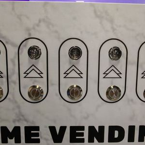Electronic Digital Smart Automatic Wall <b>Mounted</b> Coin Operated Fragrance Cologne Perfume <b>Spray</b> Vending Machine - Product Image 6