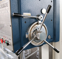 Perceuse à colonne Z5132 de 32 mm à haute précision avec pompe et déplacement du brocheur de 200 mm