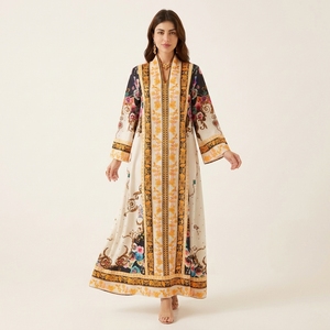 Collection Boutique Abaya Imprimée Florale Baroque en Polyester à Manches Longues Maxi Vintage Légère pour les Tenues de Vacances et les Occasions Spéciales - Product Image 1