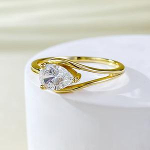 UM JEWELRY Nouvelle bague classique en argent S925 plaqué or avec zircon blanc taille ovale, bijou de fiançailles et de demande en mariage pour femme - Product Image 3