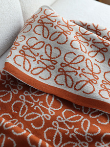 Manta de punto suave de estilo nórdico, manta cálida, cubierta decorativa para el extremo de la cama para Hotel y hogar - Product Image 3