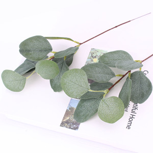Bouquet d'eucalyptus artificiel Tainen avec décorations florales en soie et fruits pour mariage et décoration intérieure - Product Image 2