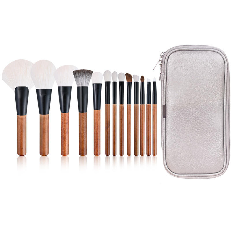 Set+Silver Zipper Bag