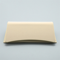 Étui à lunettes rectangulaire en cuir PU de haute qualité avec logo personnalisé, boîte cadeau en papier imprimée, protection rigide et chiffon de nettoyage