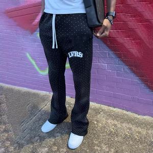 Pantalon de survêtement évasé décontracté de haute qualité effet délavé, avec logo personnalisé, en coton éponge respirant et écologique pour homme - Product Image 6