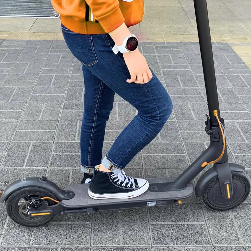 Eu Warehouse Wholesale New Electric Scooter M365 Two Wheels Portable Scooter Kick Foldable Youth Step E Adult Electric Scooters