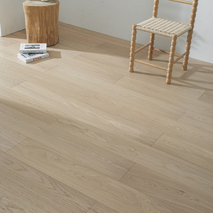 Parquet en chêne blanc brossé multicouche CE de qualité AB, antidérapant, à clipser, 15 mm, finition UV, à lattes larges, pour centre commercial - Product Image 2
