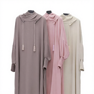Elegante Vestido Abaya de Poliéster para Mujer, Estilo Holgado con Capucha, Largo hasta el Tobillo, Estilo de Medio Oriente - Product Image 4
