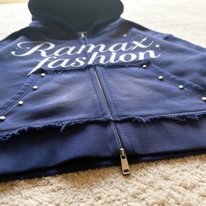 Sweat-shirts Y2K Streetwear personnalisés de haute qualité en coton lourd 450g, style vintage vieilli, avec fermeture éclair, coupe courte, imprimés de strass et brodés - Product Image 3