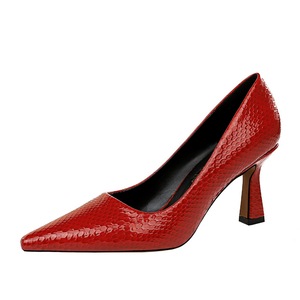 1878-2 2019 di nuovo modo sexy delle Donne <span class=keywords><strong>scarpe</strong></span> tacco di Spessore tacchi Alti bocca superficiale dita dei piedi A Punta serpentina femminile singoli pattini - Product Image 5