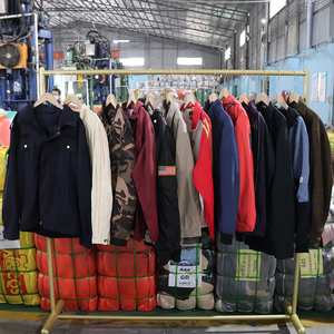 Vestes d'Hiver pour Hommes d'Occasion en Gros, <span class=keywords><strong>Vintage</strong></span>, Propres, Lot Mélangé, Friperie Abordable - Product Image 3