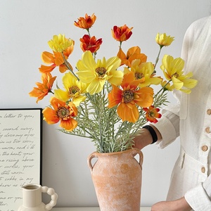 Nouvel Arrivage – Fleurs Artificielles Réalistes Cosmos à 4 Têtes en Gros – Tiges de Fleurs Cosmos pour Décoration de Salon, Mariage et Centre de Table - Product Image 2