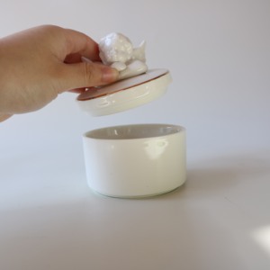 Керамическая урна-памятник «Ангел-Керуб» для домашних животных или близких - Product Image 4