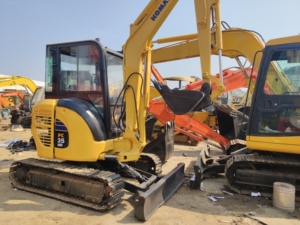 Original Japan Used Komatsu PC35 Excavator High Quality Second Hand Komatsu PC35 <b>Digger</b> for Sale - Product Image 4