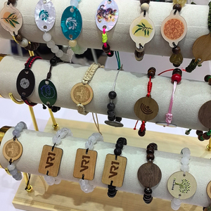 สายรัดข้อมือควบคุมการเข้าออก GSC RFID ทำจากไม้ พร้อมผ้า RPET รีไซเคิล และ NFC สำหรับสมาชิกโรงแรมและการชำระเงิน - Product Image 3