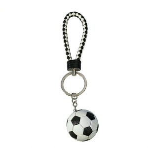Llaveros de fútbol y voleibol de plástico Q Y: Souvenirs ligeros, de moda y creativos para bolsos y regalos. - Product Image 5