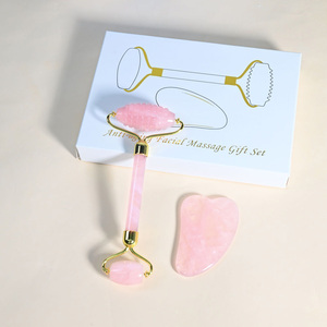 BeautifulGHM <span class=keywords><strong>quarzo</strong></span> <span class=keywords><strong>rosa</strong></span> giada rullo Gua Sha Set vera <span class=keywords><strong>pietra</strong></span> <span class=keywords><strong>rosa</strong></span> giada a forma di cuore Gua Sha <span class=keywords><strong>pietra</strong></span> e faccia rullo di cristallo Guasha - Product Image 3