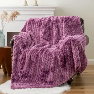 Высококачественные мягкие теплые удобные одеяла из искусственного меха