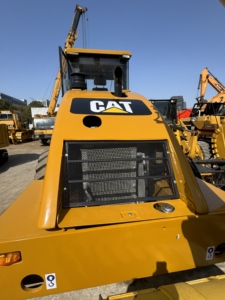 Rodillo Compactador de Carreteras de Tambor Liso Único CAT CS-683E Usado de Alta Calidad, Equipo Pesado Rentable con Entrega Global Rápida - Product Image 6