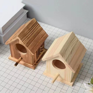 Nichoir <span class=keywords><strong>en</strong></span> <span class=keywords><strong>bois</strong></span> de Noël artisanal non fini, petit, économique, pour oiseaux, avec motif graffiti, ornement, cadeaux personnalisables avec logo à peindre - Product Image 1