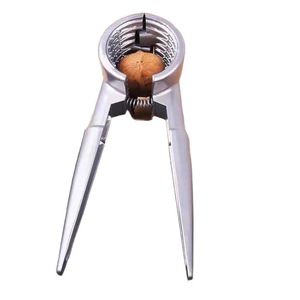 Pinza Manual para Romper Nueces con Diseño de Copa de Acero Inoxidable para Romper Pecanas y Nueces Fácilmente, Ahorra Esfuerzo - Product Image 1