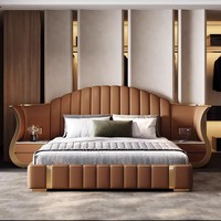 Lit capitonné moderne italien avec tête de lit à ailes, en cuir véritable en option, taille Queen, confortable et luxueux, pour chambre à coucher
