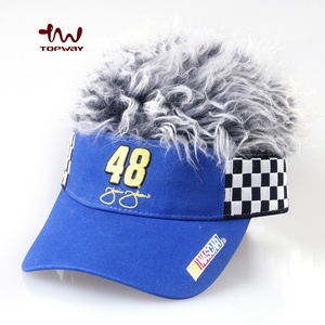 Casquettes <span class=keywords><strong>pare</strong></span>-<span class=keywords><strong>soleil</strong></span> personnalisées en gros avec perruque et logo brodé - Product Image 4