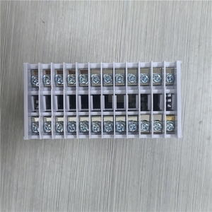 เครื่องควบคุมอุณหภูมิระดับกลางยูกโกกาวะรุ่นใหม่ UT52A-000-10-00 - Product Image 4