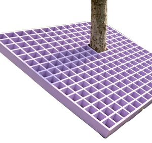 Plaque <span class=keywords><strong>de</strong></span> <span class=keywords><strong>grille</strong></span> en acier perforée à trous carrés revêtue <span class=keywords><strong>de</strong></span> PVC - <span class=keywords><strong>Grille</strong></span> anti-corrosion <span class=keywords><strong>pour</strong></span> allées et jardins - Product Image 1