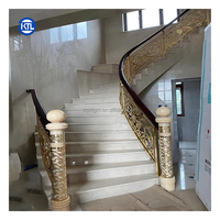Couleurs et tailles personnalisées modernes personnalisables-main courante d'escalier en laiton coins de poussière d'escalier en laiton tringles d'escalier de tapis en laiton