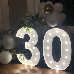 Guirnalda de luces led acrílicas para bebés, poste grande de madera de 5 pies con purpurina, señal de números, <span class=keywords><strong>letras</strong></span> de smarquee de 4 pies para niños - Product Image 2