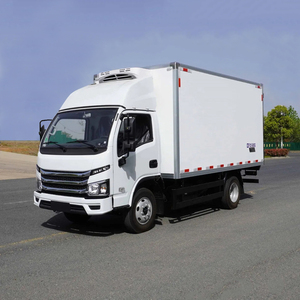 Camion frigorifique <span class=keywords><strong>de</strong></span> 5 tonnes pour la livraison <span class=keywords><strong>de</strong></span> <span class=keywords><strong>viande</strong></span> et <span class=keywords><strong>de</strong></span> poisson congelés, refroidissement léger 4x2, personnalisé en usine - Product Image 1